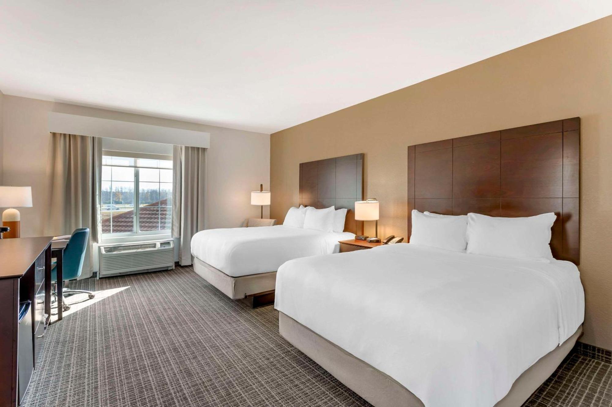 Comfort Inn & Suites Verona At Turning Stone Resort Casino Bagian luar foto