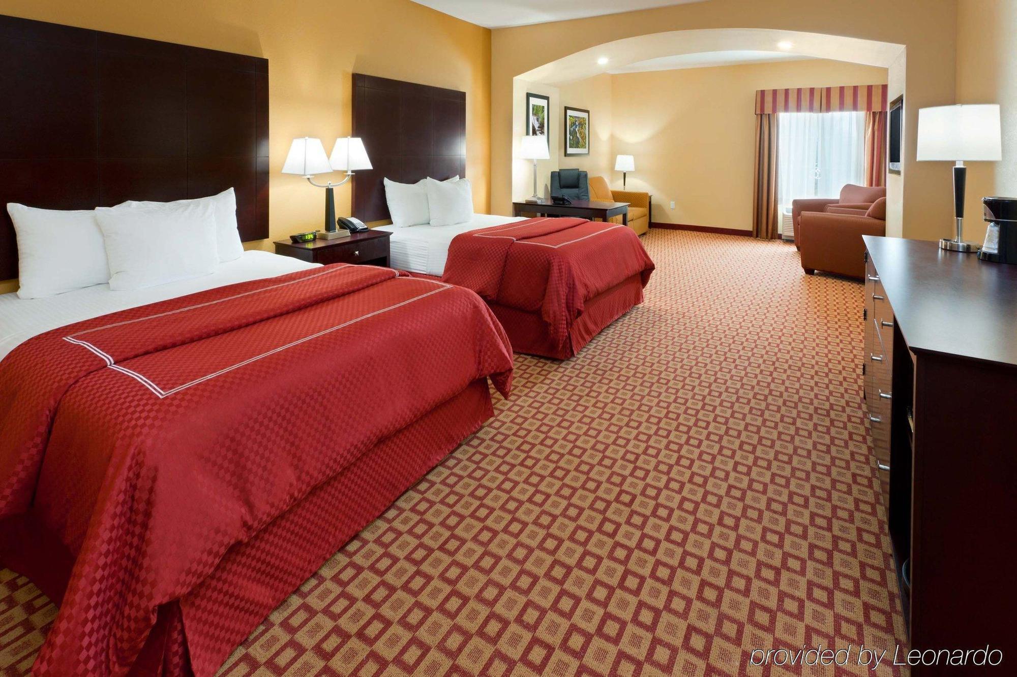 Comfort Inn & Suites Verona At Turning Stone Resort Casino Bagian luar foto