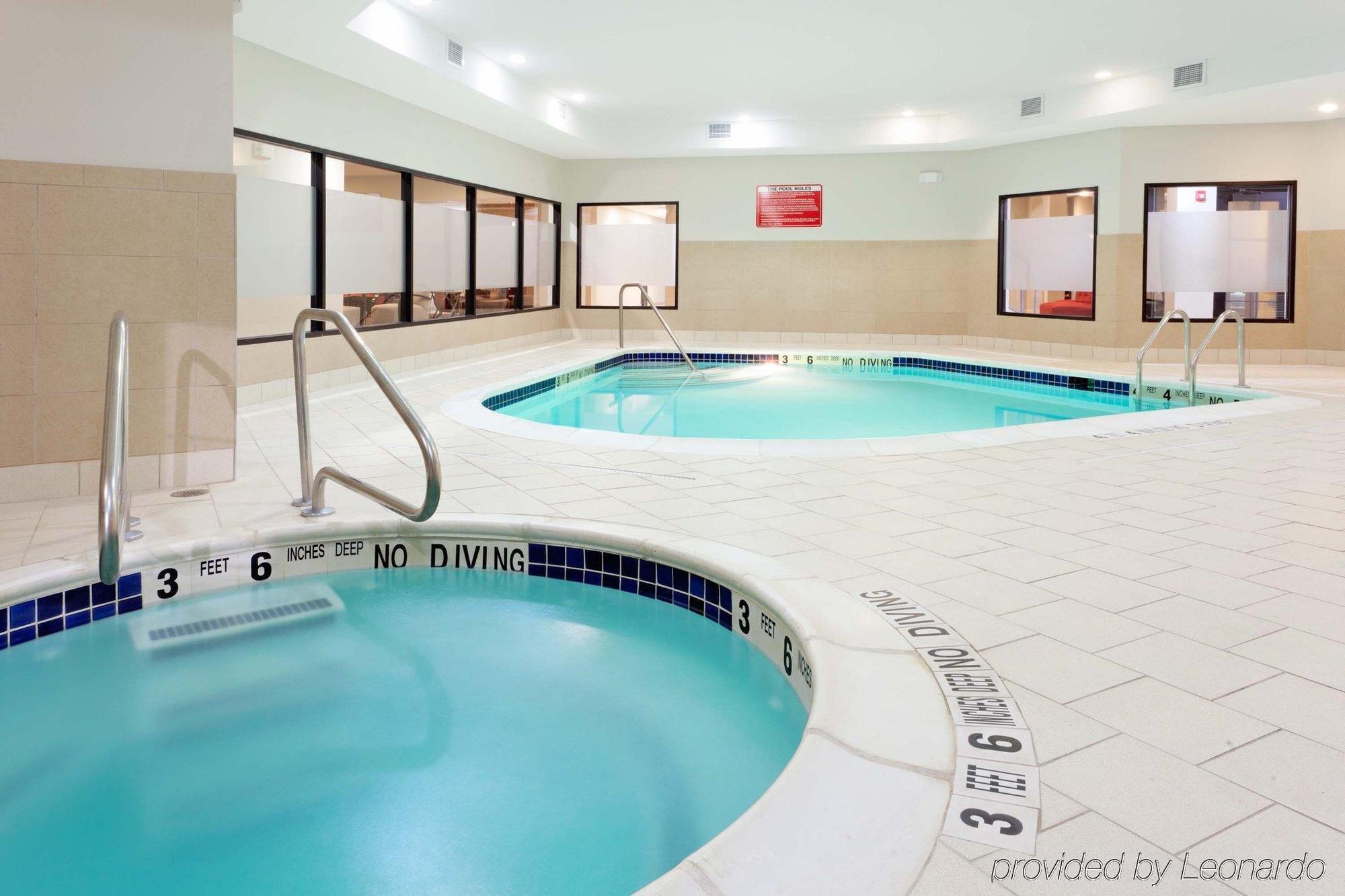 Comfort Inn & Suites Verona At Turning Stone Resort Casino Bagian luar foto
