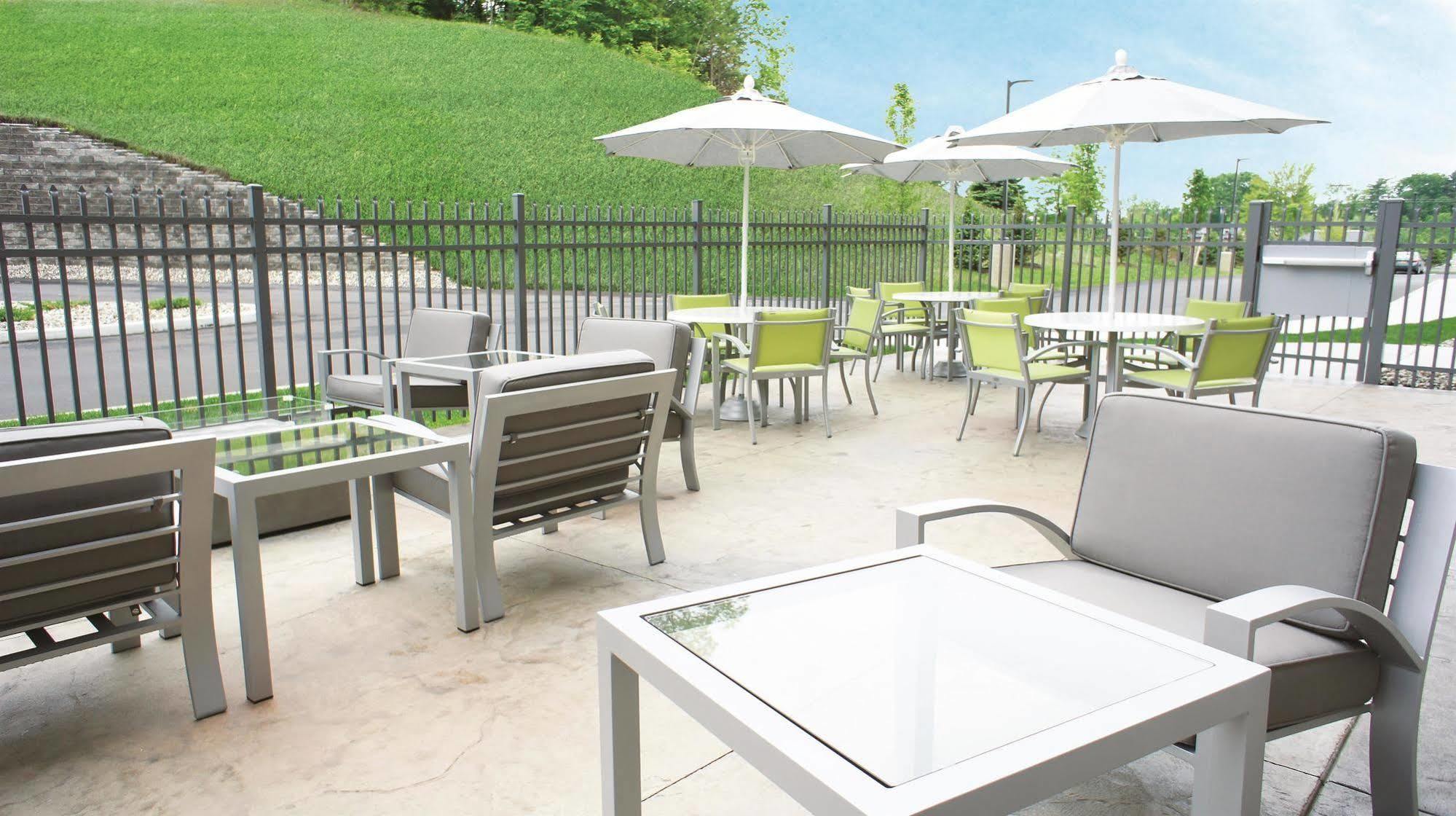 Comfort Inn & Suites Verona At Turning Stone Resort Casino Bagian luar foto
